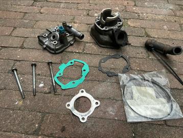 Compleet peugeot 50 cc lc cilinder beschikbaar voor biedingen