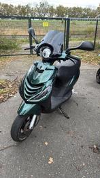 Piaggio zip 2 takt, Fietsen en Brommers, Scooters | Piaggio, Ophalen, Tweetakt, Gebruikt, Maximaal 45 km/u