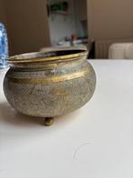 Bronzen bloempot, Ophalen of Verzenden