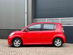 Daihatsu Sirion 2 1.3-16V Sport bj.2008 Leder|Airco|APK nieu, Voorwielaandrijving, Gebruikt, Zwart, Bedrijf