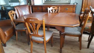 Kersenhout eetkamer tafel met stoelen  beschikbaar voor biedingen