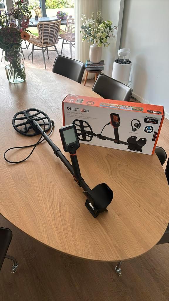 Metaaldetector Quest Q35, Hobby en Vrije tijd, Metaaldetectors, Zo goed als nieuw, Overige merken, Ophalen of Verzenden