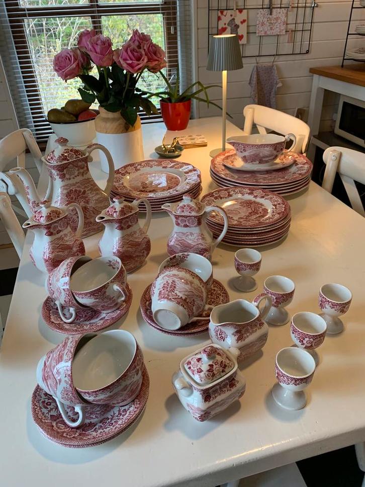 Wedgwood Lochs of Scotland, Antiek en Kunst, Antiek | Servies compleet, Ophalen