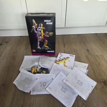 262025: Lego 77072: Fortnite Peely Bone beschikbaar voor biedingen
