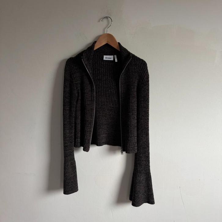 Weekday Vest met rits en Flared Sleeves maat M, Kleding | Dames, Truien en Vesten, Zo goed als nieuw, Maat 38/40 (M), Grijs, Ophalen of Verzenden