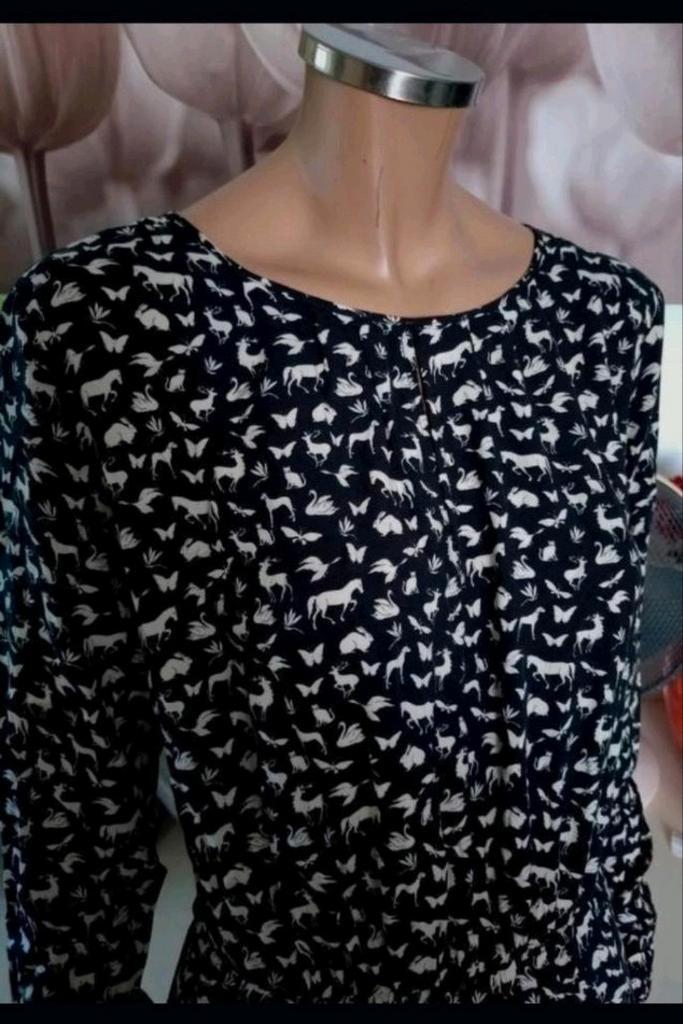 Leuke zwart witte jurk met dieren van edc
maat M 38, Kleding | Dames, Jurken, Gedragen, Maat 38/40 (M), Zwart, Boven de knie, Ophalen of Verzenden