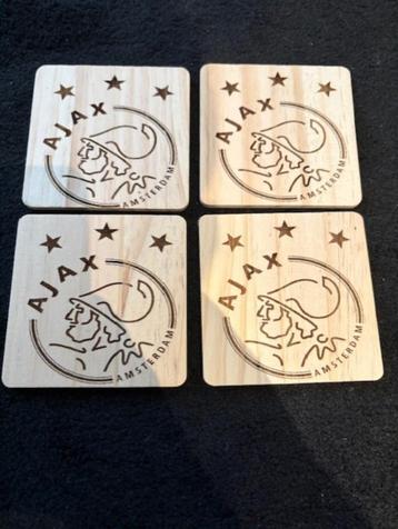 Ajax onderzetters beschikbaar voor biedingen