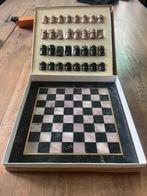 Marmer schaakbord inclusief schaakstukken, Een of twee spelers, Ophalen of Verzenden, Nieuw
