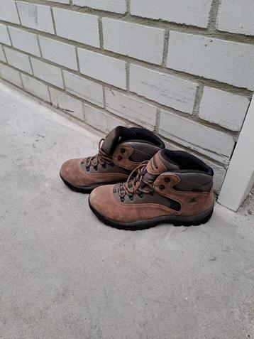 Human Nature wandelschoenen, maar 46 beschikbaar voor biedingen