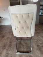 Beige eettafel stoelen met zilveren poten., Huis en Inrichting, Gebruikt, Overige kleuren, Ophalen of Verzenden, Stof