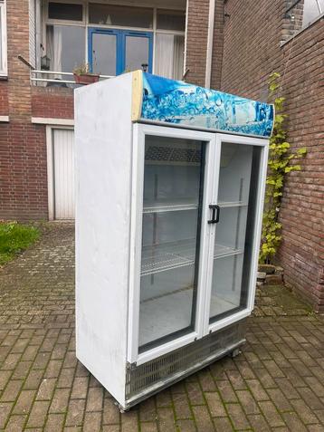 koelkast beschikbaar voor biedingen