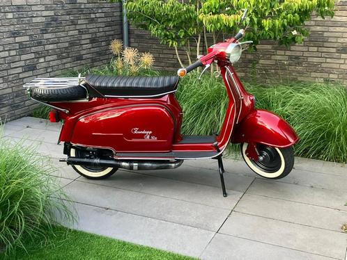 Unieke Zundapp Roller r50 3bak voet candy apple red, Fietsen en Brommers, Brommers | Zundapp, Nieuw, Overige modellen, Ophalen