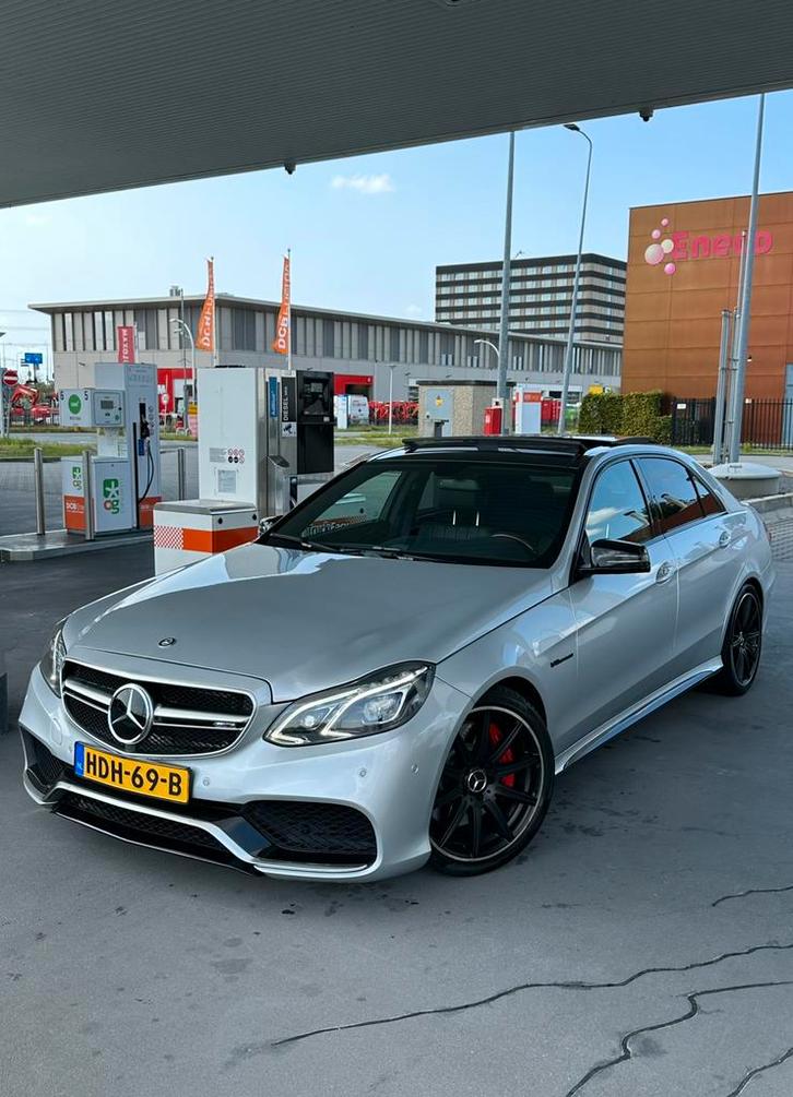 Mercedes Benz E500 4.7 V8 BITURBO 520PK 870NM KOPPEL, Auto's, Mercedes-Benz, Particulier, E-Klasse, ABS, Adaptieve lichten, Airbags