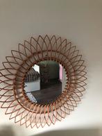 Rotan spiegel, Huis en Inrichting, Woonaccessoires | Spiegels, Rond, Ophalen of Verzenden, Zo goed als nieuw, 75 tot 100 cm