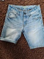 Korte broek jeans spijkerkortebroek maat 140, Jongen, Ophalen of Verzenden, Broek, Zo goed als nieuw