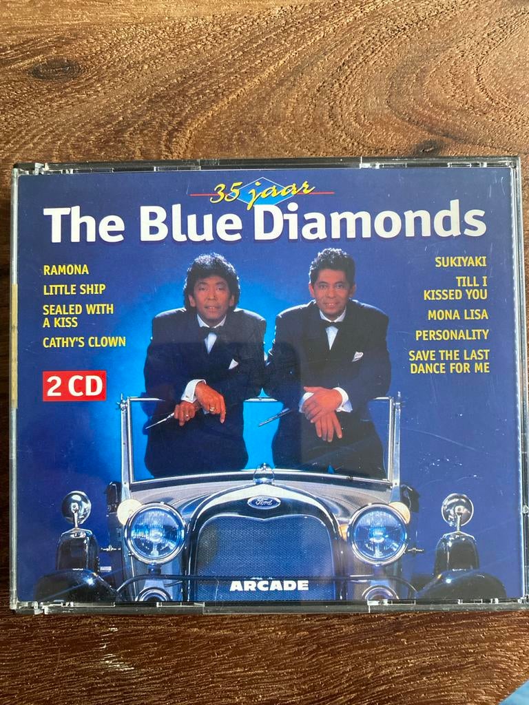 The Blue Diamonds - 35 Jaar - 2CD, Ophalen of Verzenden, Zo goed als nieuw, Boxset
