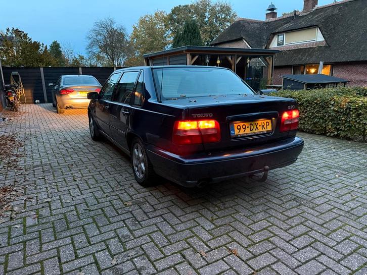 Volvo S70 2.4 140PK 2000 Blauw, Auto's, Volvo, Particulier, S70, Benzine, Sedan, Handgeschakeld, Origineel Nederlands, Blauw, Voorwielaandrijving