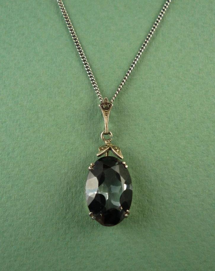 Antiek zilveren hangertje met heldere steen met zwarte facet, Sieraden, Tassen en Uiterlijk, Antieke sieraden, Hanger, Zilver