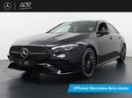 Mercedes-Benz A-klasse 180 Star Edition AMG Line | Panorama, Auto's, Mercedes-Benz, 136 pk, Zwart, Origineel Nederlands, Bedrijf