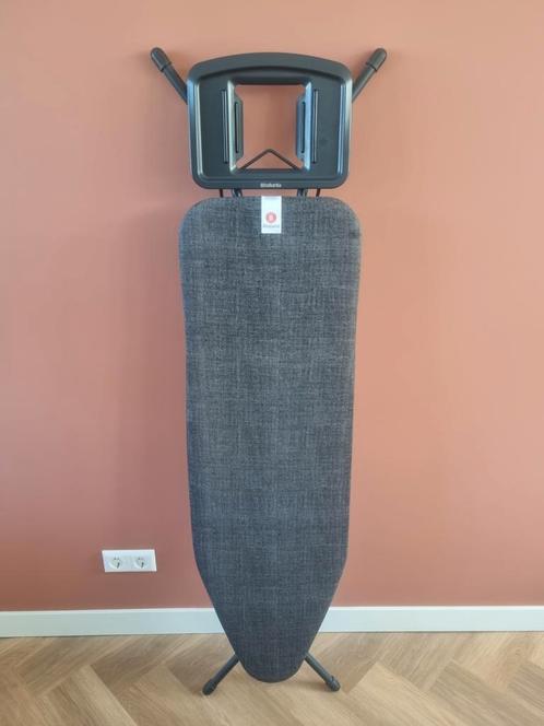 Brabantia strijkplank B, Witgoed en Apparatuur, Strijkijzers en Strijkplanken, Zo goed als nieuw, Ophalen