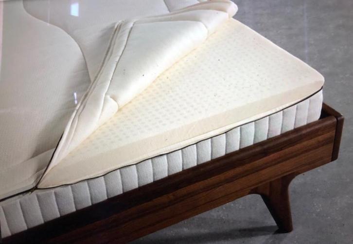 (H)EERLIJK NATUUR RUBBER MATRAS (GREENSLEEP) /compleet bed!, Huis en Inrichting, Slaapkamer | Matrassen en Bedbodems, Zo goed als nieuw