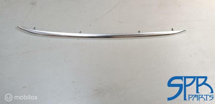 Q3 8U (2011-2018) Dakrail origineel RECHTS chroom 8U0860022A, Auto-onderdelen, Overige Auto-onderdelen, Audi, Gebruikt, Ophalen of Verzenden