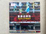 Tuya Street: Fotografie van Patrick Cooper, Ophalen of Verzenden, Zo goed als nieuw, Fotografie algemeen