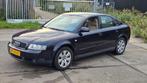 Audi A4 2.0 96KW AUT 2001 Blauw / NAP / APK / CLIMA /, 65 €/maand, Stof, Beige, 4 cilinders