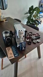 Delonghi Dedica Style complete set met Safecourt opschuimer, Ophalen, Zo goed als nieuw, Espresso apparaat