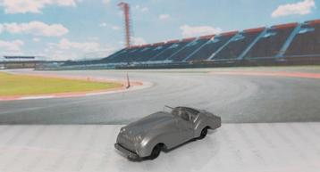1:72 Triumph TR3 Roadster 1955; Cadum Pax beschikbaar voor biedingen
