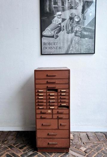 Brocante horlogemaker kastje ladenkastje  beschikbaar voor biedingen