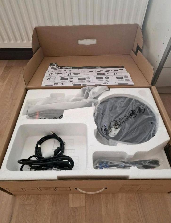 Nieuw beeldscherm Lenovo ThinkVision T24i-10 pc monitor, Computers en Software, Monitoren, Ophalen of Verzenden