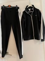 Nik&nik joggingpak 16 jaar past ook als s, Sport- of Zwemkleding, Ophalen of Verzenden, Zo goed als nieuw, Jongen