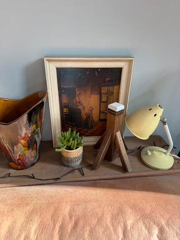 Een vrouw met een kind in een kelderkamer beschikbaar voor biedingen