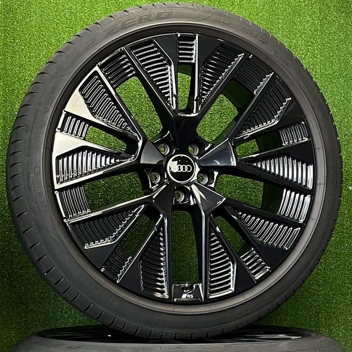 Originele 21 inch Audi RS velgen met banden Audi Q5 SQ5, Auto-onderdelen, Banden en Velgen, Banden en Velgen, Zomerbanden, 21 inch