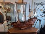 Houten Zeilschip Model - 77cm Breed, Antiek en Kunst, Ophalen