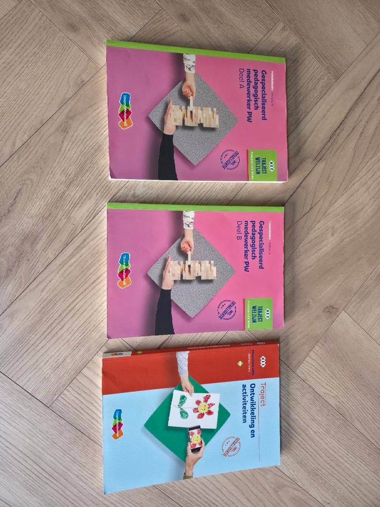 Traject Combipakket Gespecialiseerd pedagogisch medewerker, Boeken, Ophalen of Verzenden, Zo goed als nieuw, Overige niveaus, Nederlands