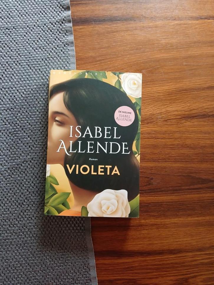 Isabel Allende - Violeta, Boeken, Literatuur, Amerika, Ophalen of Verzenden