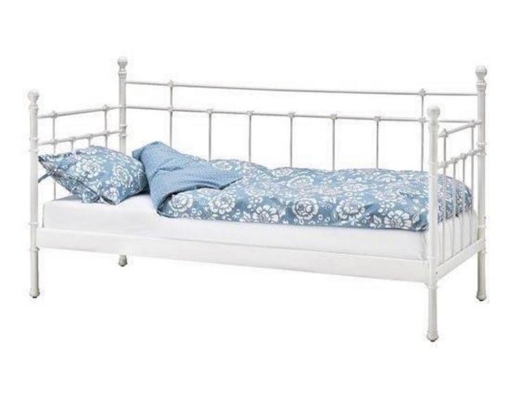 Ikea Wit metalen bedframe - Eenpersoons, Huis en Inrichting, Slaapkamer | Bedden, Zo goed als nieuw, Eenpersoons, 90 cm, 200 cm