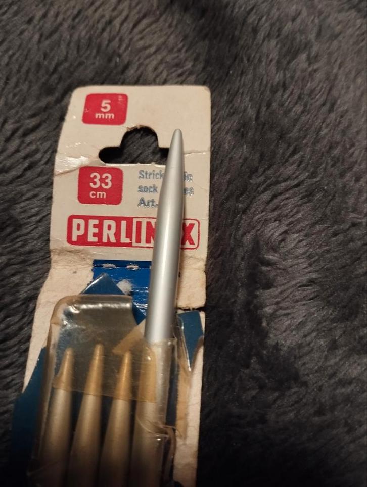 Perl-Inox Breinaalden 5mm - Set van 4, Hobby en Vrije tijd, Breien en Haken, Nieuw, Breien, Naald, Ophalen of Verzenden