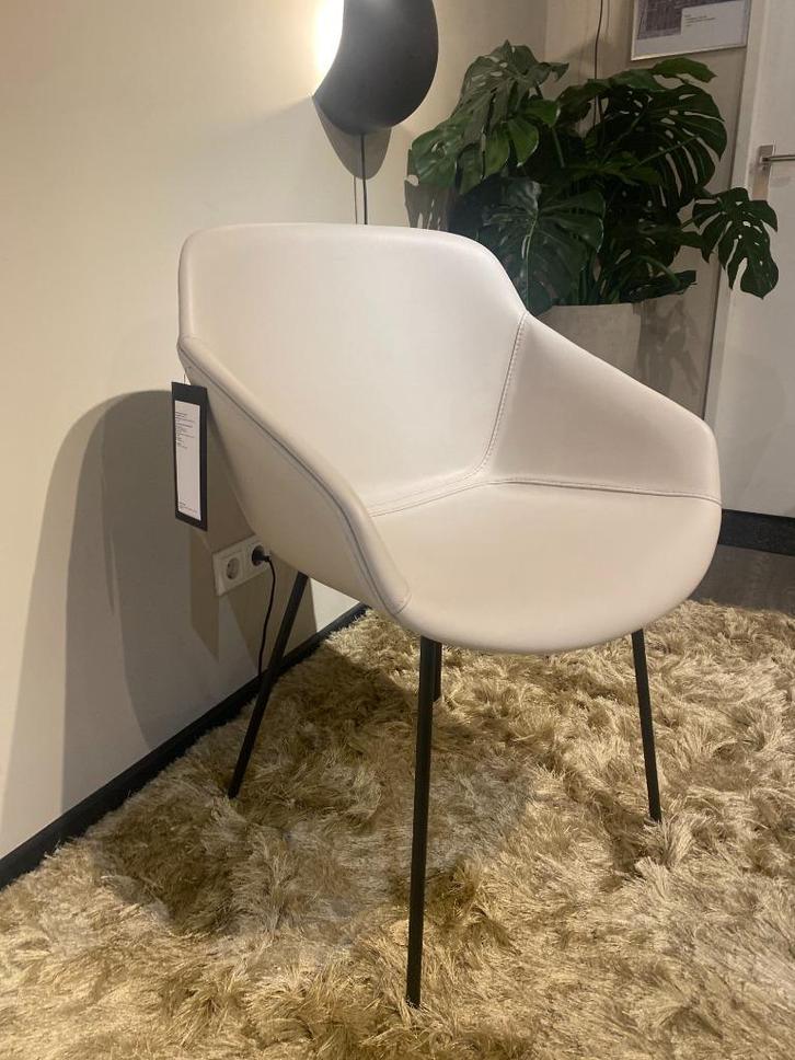 BOCONCEPT EETSTOEL VIENNA in LEDER NU € 98,-, Huis en Inrichting, Stoelen, Nieuw, Eén, Leer, Overige kleuren, Ophalen