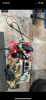 Alles op de foto is te koop. Piaggio 2/4t, Fietsen en Brommers, Scooters | Piaggio, Ophalen of Verzenden