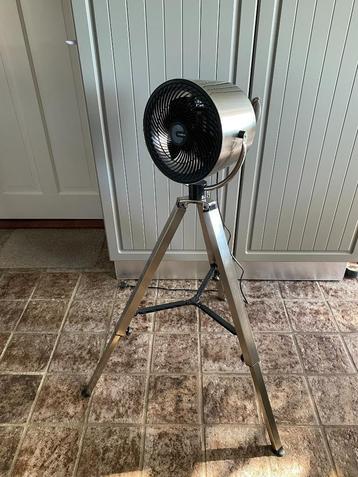 Staande ventilator (3-poot) merk Nedis beschikbaar voor biedingen