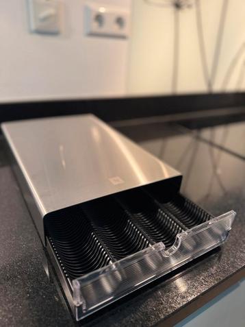 Nespresso capsules drawer beschikbaar voor biedingen