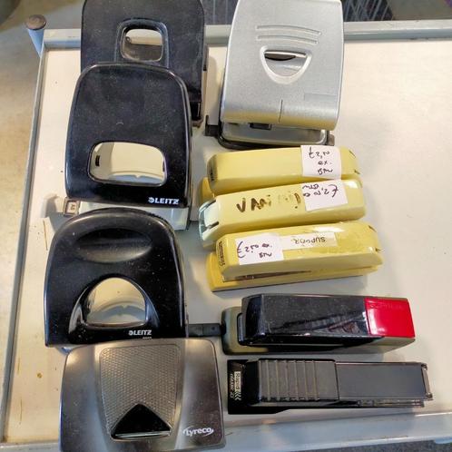 perforator - nietmachine - plakband - telmachine  3 voor €5, Diversen, Bureau-accessoires, Ophalen of Verzenden