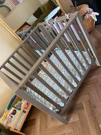 Bopita box taupe incl. matras, Kinderen en Baby's, Boxen, Ophalen, Zo goed als nieuw