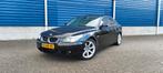 Bmw e60 530i nieuwe apk ✔️ youngtimer ✔️ m54b30, Auto's, BMW, Automaat, Achterwielaandrijving, Zwart, Zwart