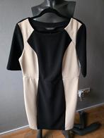 Jurk v Dorothy perkins, Ophalen of Verzenden, Zo goed als nieuw, Maat 38/40 (M), Onder de knie