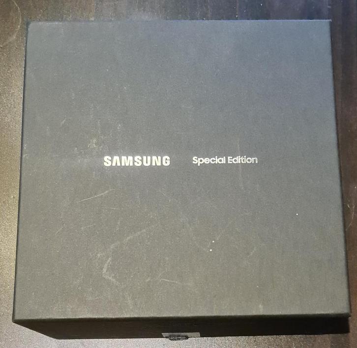 Samsung SM-R810 special edition smart horloge, Sieraden, Tassen en Uiterlijk, Smartwatches, Gebruikt, Android, Roze, Afstand, Calorieverbanding