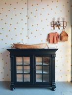 Vintage dressoir / massief hout / bezorgen mogelijk, Ophalen of Verzenden, 25 tot 50 cm, 100 tot 150 cm